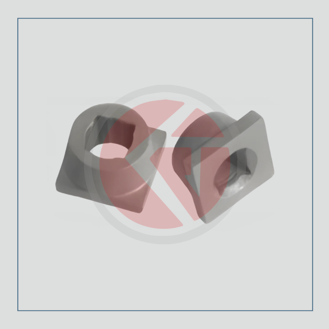 Massey Ferguson hydraulic pump square control valve guide, reference 1862576M2, part number 4024.