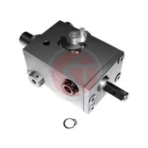 Ursus Escort Tractor Part Reference Number 42372010 - essential component ID for Part Number 6015 Hydraulic Lift Distributor.